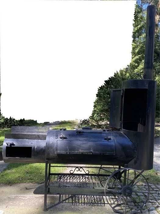 Grill i wędzarnia lokomotywa