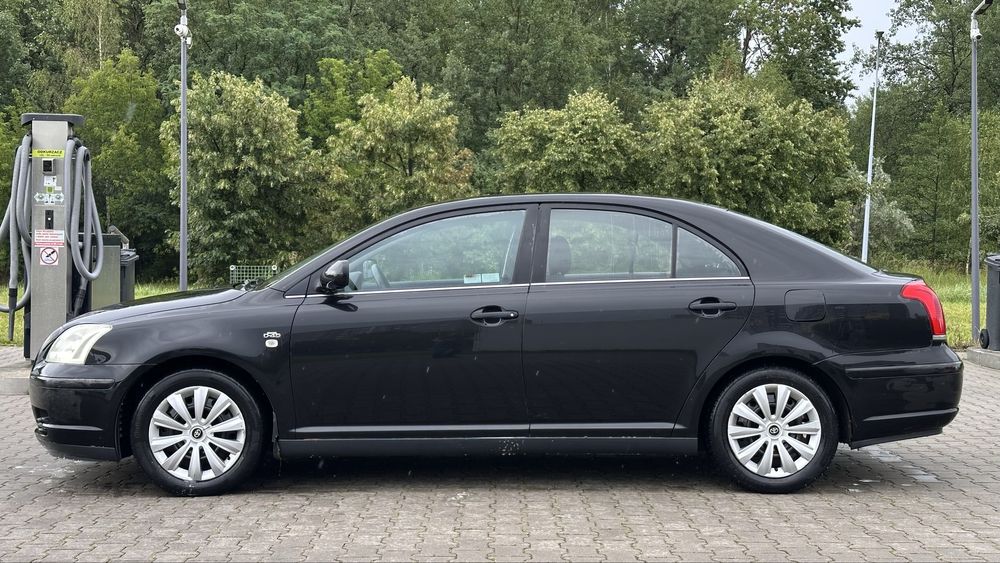 Toyota Avensis 2.0 d4d sprawna klima