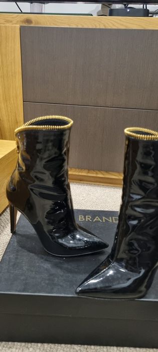 Botins em verniz Paulo Brandão