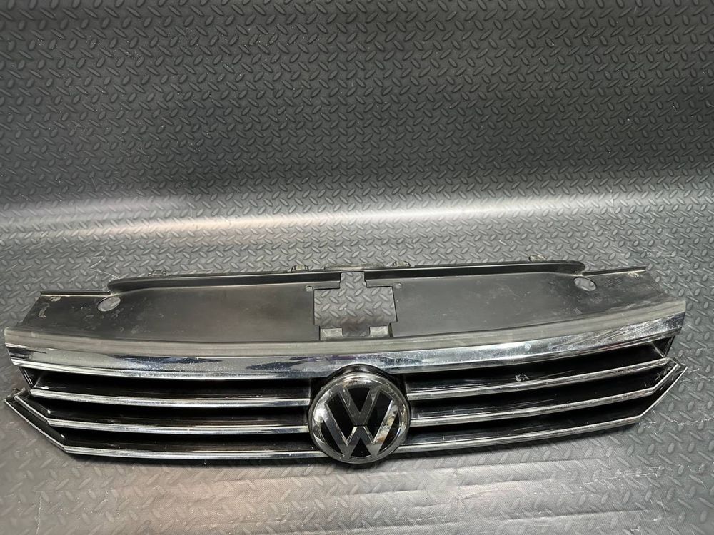 Центальна ришітка гриль для vw Passat B8 EU