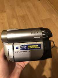 Камера Sony Handycam Hybrid DCR-DVD710