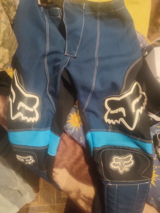 Продам мотоэкипировку