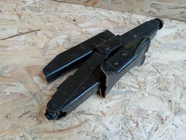 Macaco JAGUAR XJ (X300, X330)