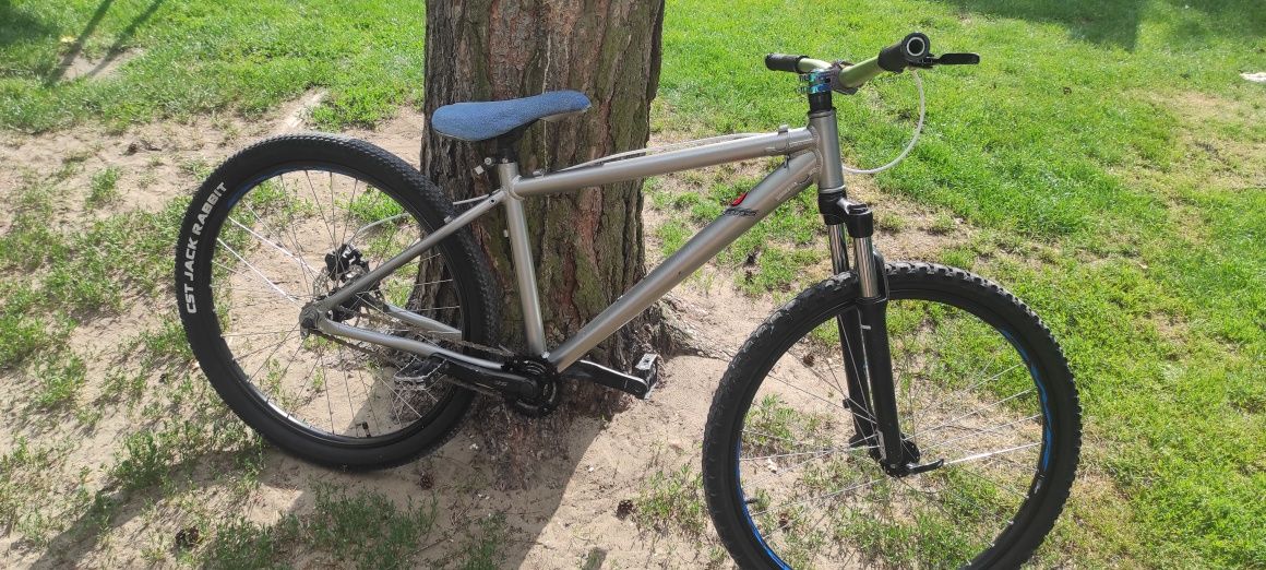 Dirt single speed ostre kolo, hydraulika