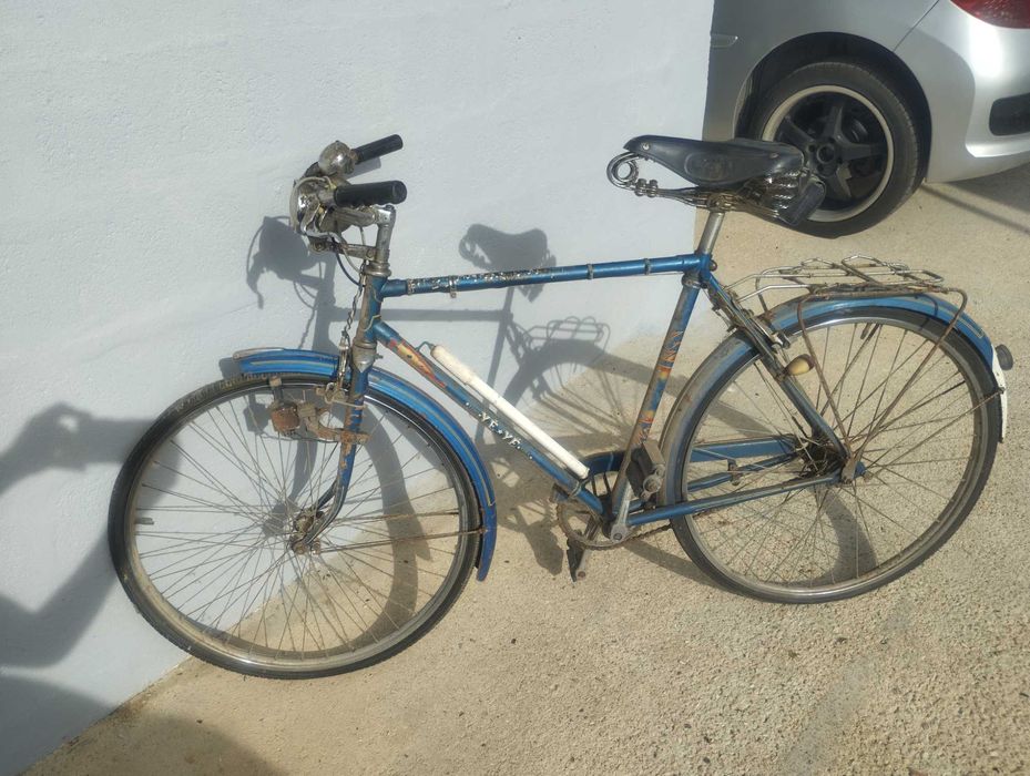 Vendo Pasteleira Ye-Ye