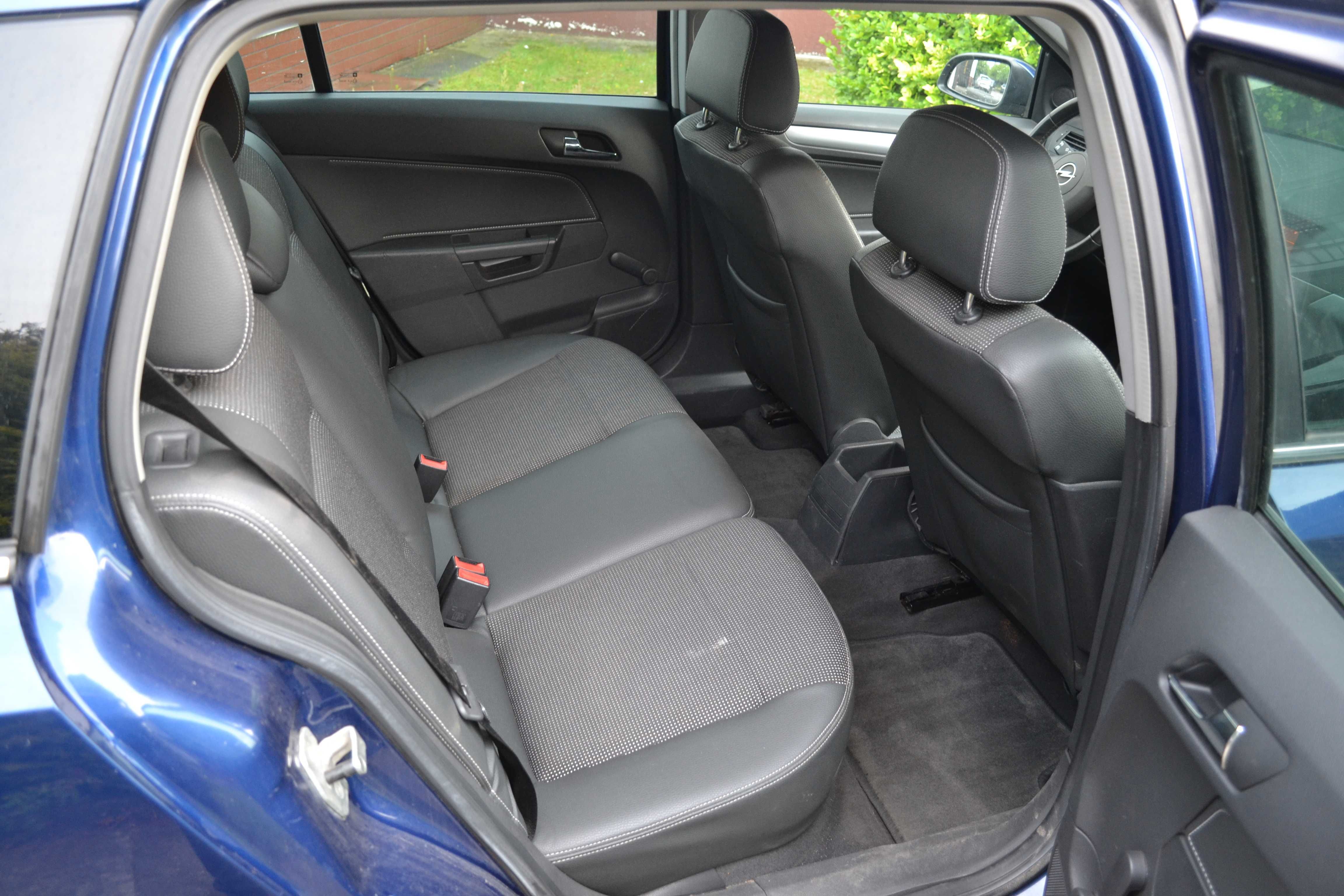 Astra H Kombi 2006r 1.6+LPG 2019 Półskóra Climatronic 2xKoła Hak