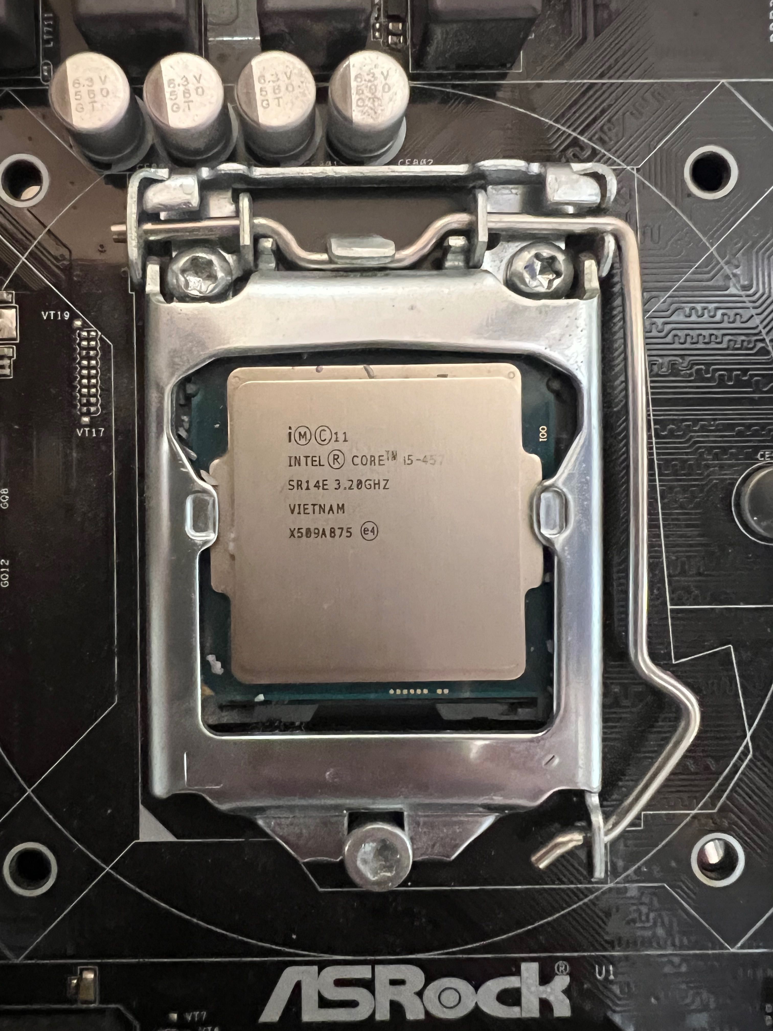 Комплек h81 pro+ 500W+intel i5 3.2 мгц + відеокарта 2gb+операт 16gb