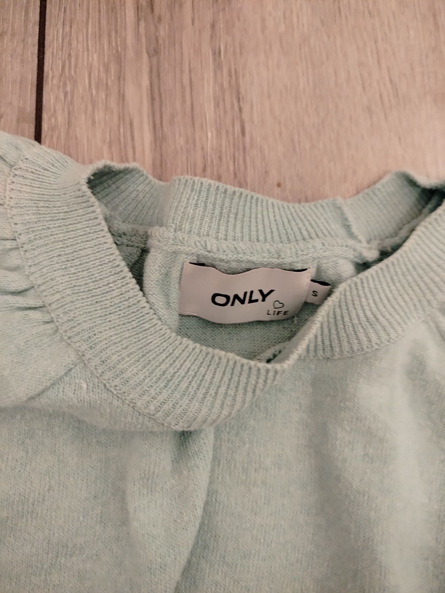 Miętowy sweterek S Only