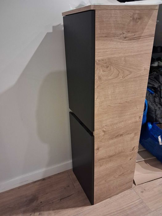 Szafka słupek wiszący 120x35