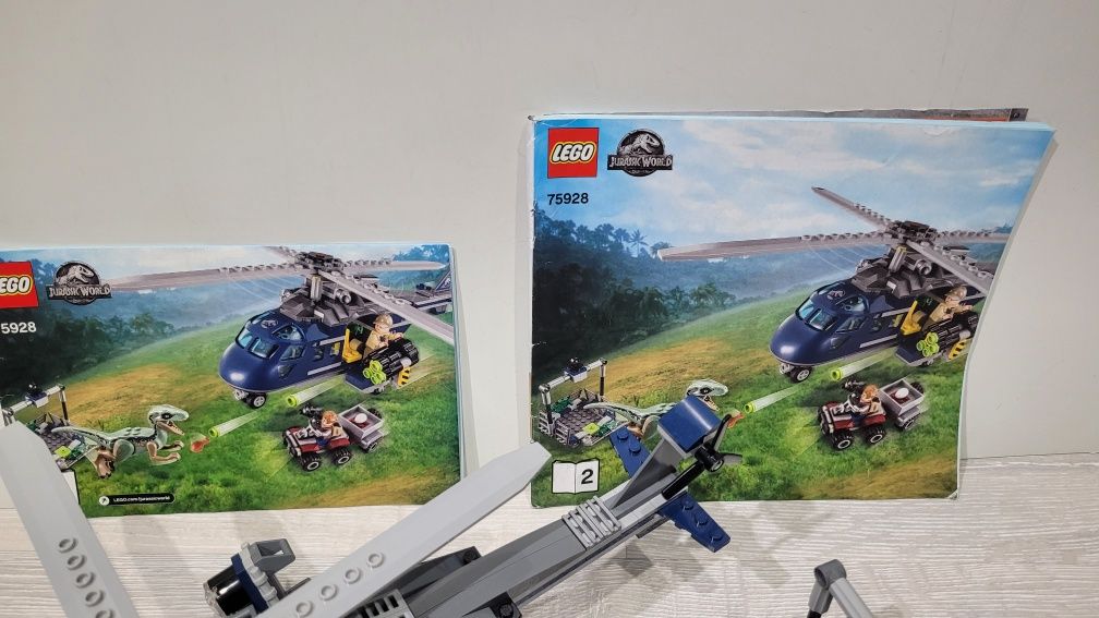 Klocki lego Jurassic World 75928 Pościg  za śmigłowcem.