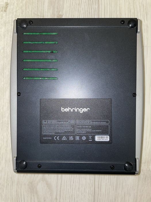 Мікшерний пульт behringer xenyx 1002sfx