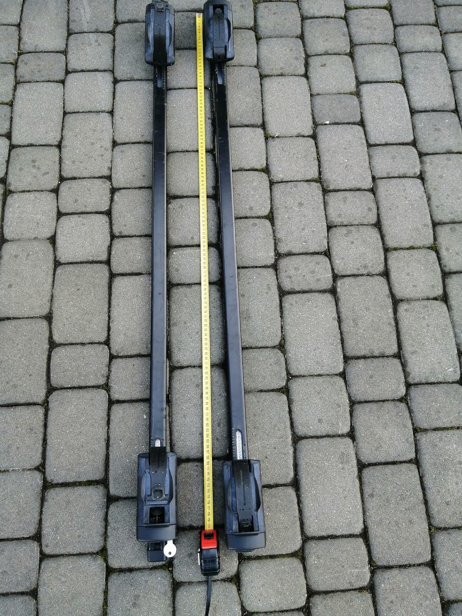 Poprzeczki dachowe Thule 775 Belki na relingi