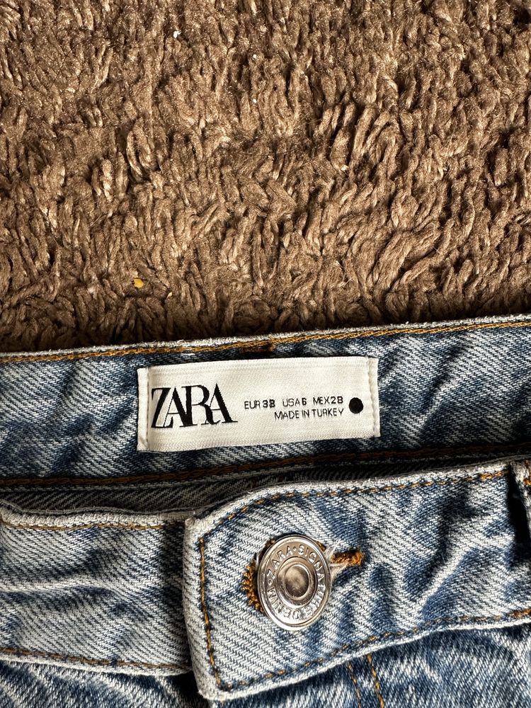 Жіночі джинси ZARA