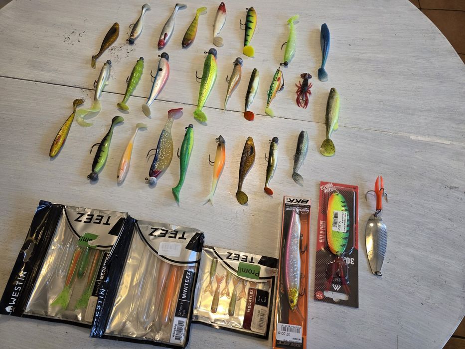 Przynęty spiningowe wędkarskie spining stan większość nowa