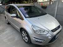 Ford S-Max 2012