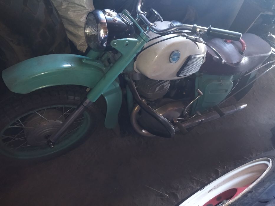 Продам мотоцикл иж