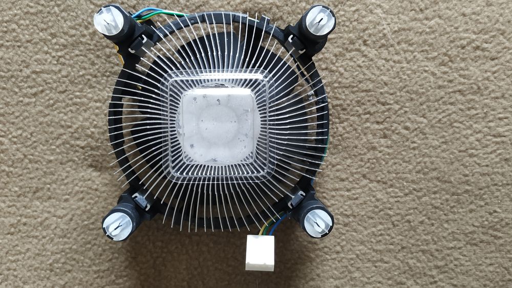 Aerocool strike x glider