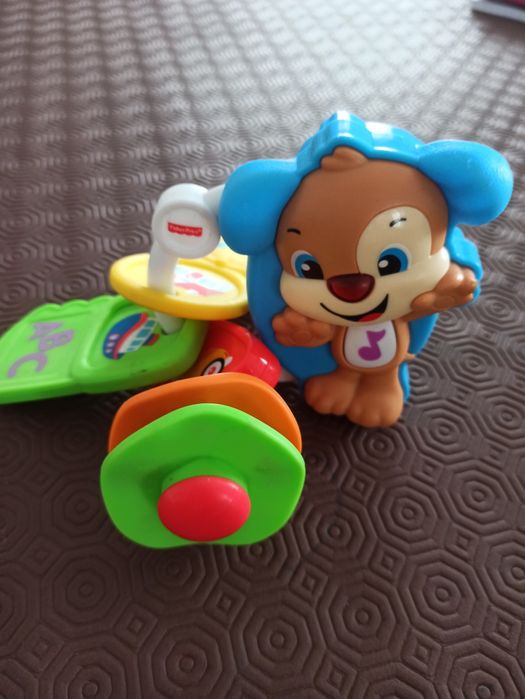 Chaveiro cãozinho fisher price para bebé