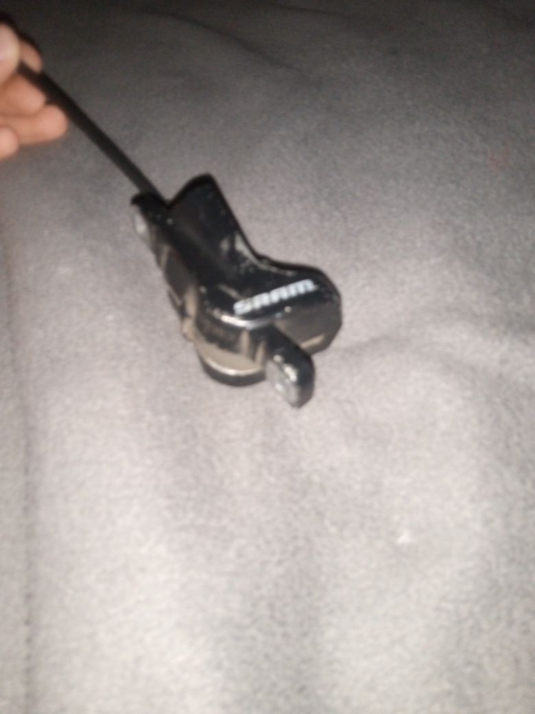 Hamulec sram level