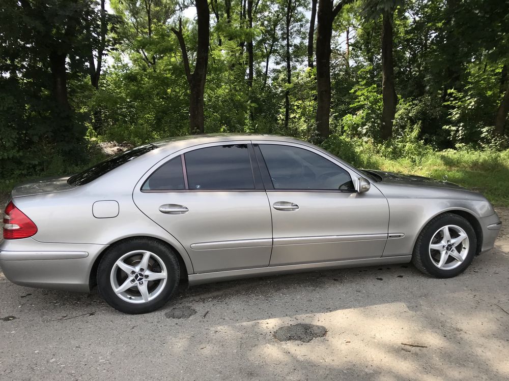 Mersedes-Benz W211 2.7 CDI