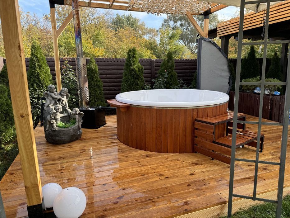 Чан с гидромасажем почасово