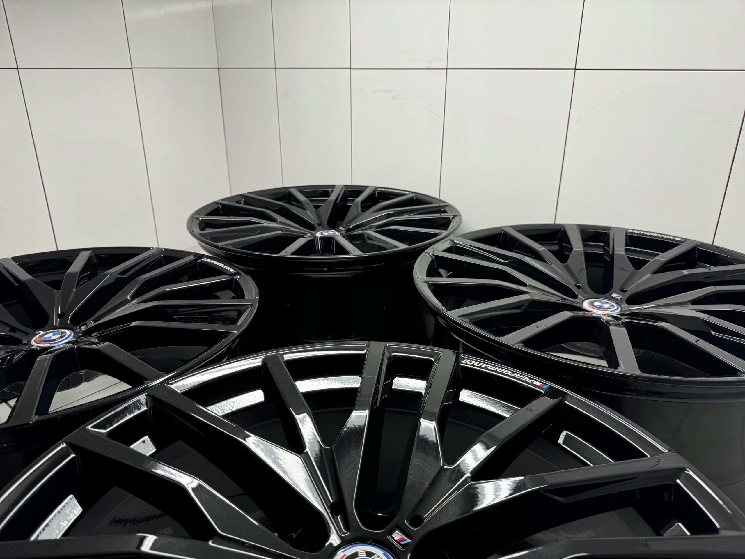 Felgi 22 BMW X5 X6 G05 C06 m Performance Oem Idealne
