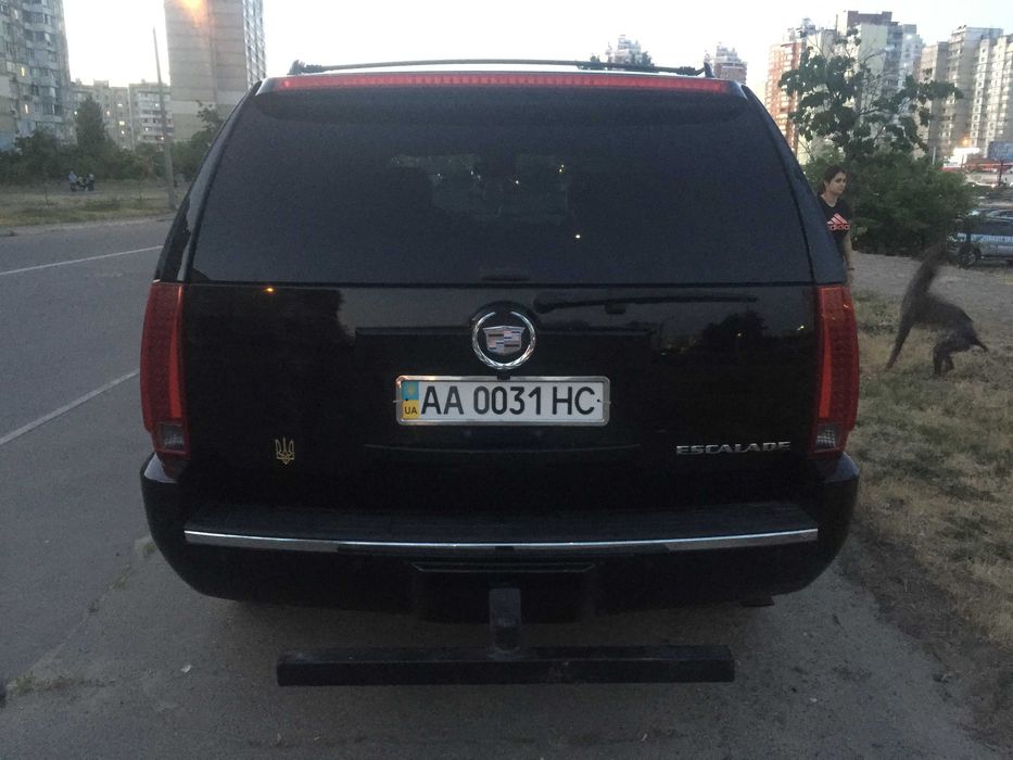 Cadillac Escalade2007 V8 6.2л,410лсГаз-Бензин куплен новым в Киеве2008