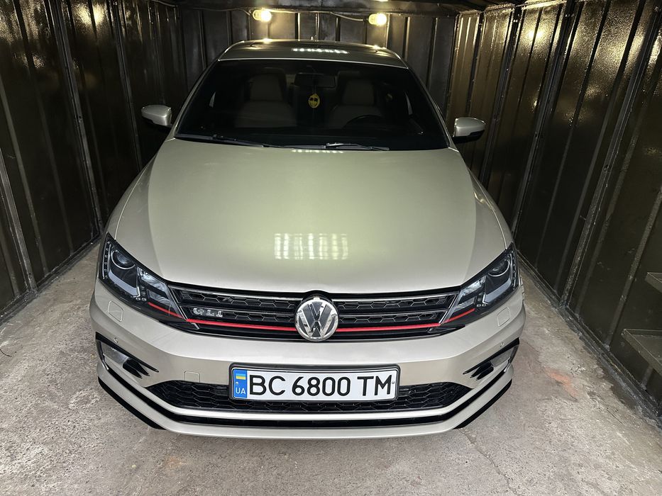 Продам Volkswagen Jetta 6.
