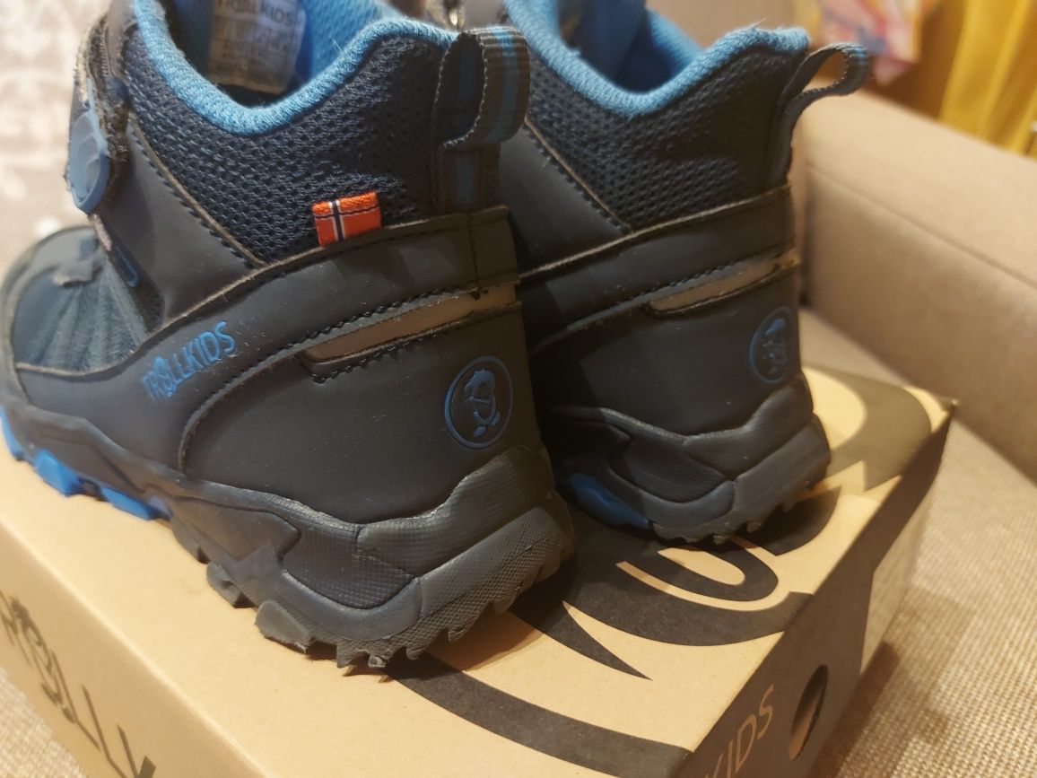 TROLLKIDS  Tronfjell Hiker  trapery dziecięce  r. 31 wodoodporne