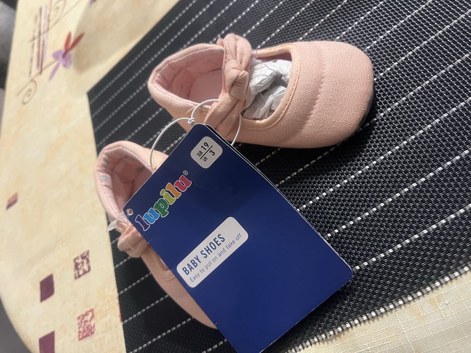 Buty dla dziewczynki
