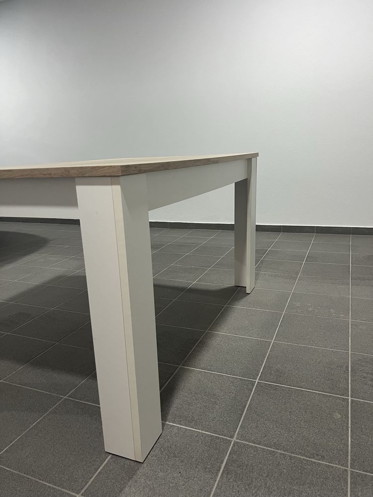 Mesa de jantar extensivel