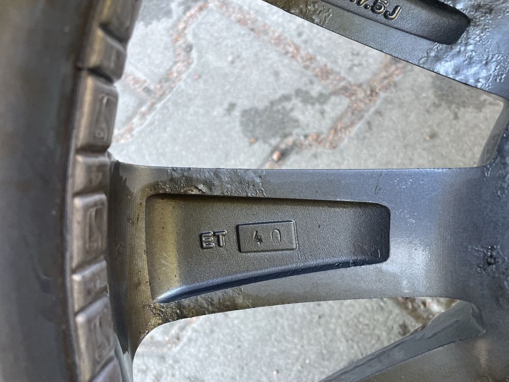 Комплект диски шини 5x112 r17 Mercedes W242 W204 W211 Audi VW Skoda