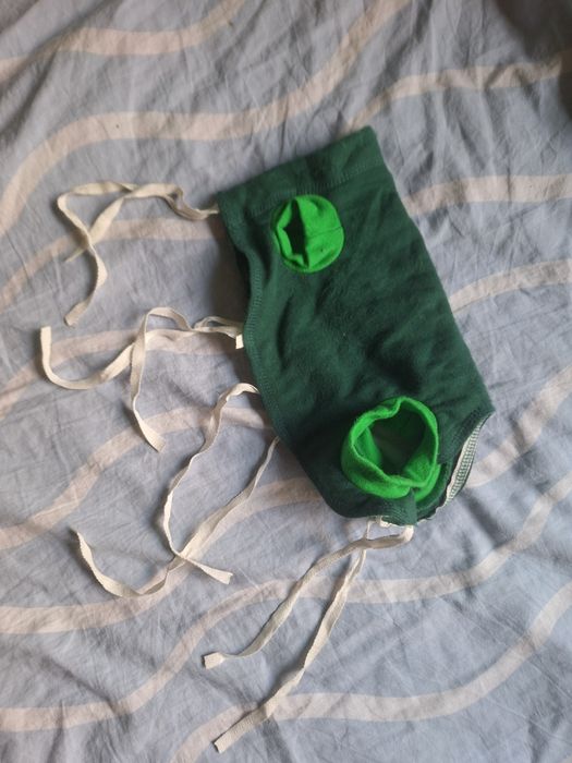 Ubranko pooperacyjne dla kota lub małego psa rozmiar M nowe