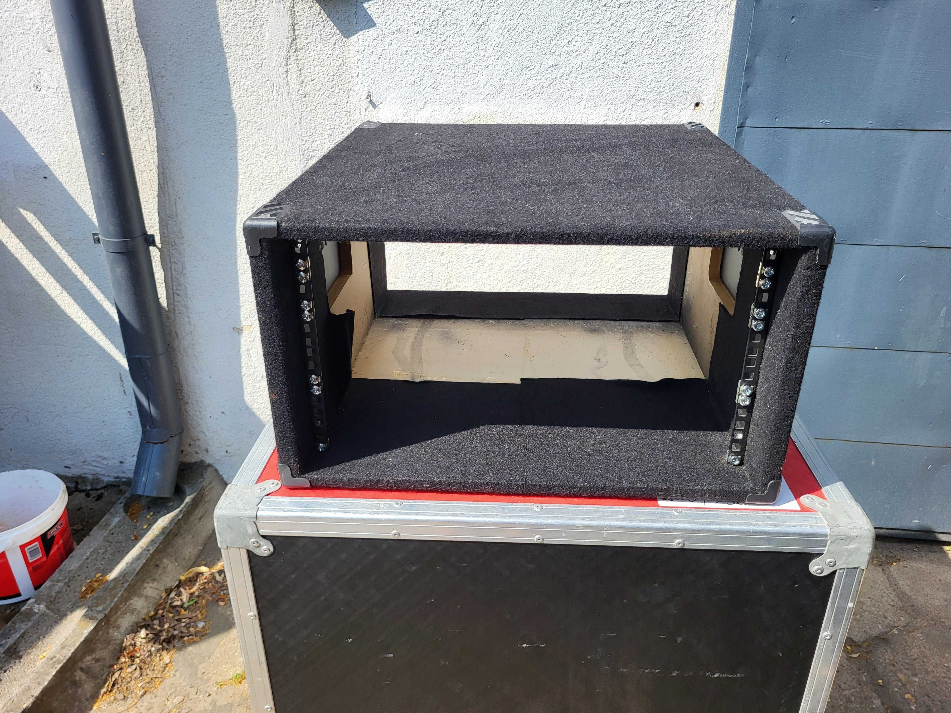 Stojak RACK 6U 19cali  gł. 50cm drewno w kocu / FAKTURA /