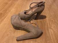 Sapatos Foreva 38