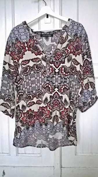 TOP SECRET biała kremowa koszula bluzka we wzory w kwiaty boho folk