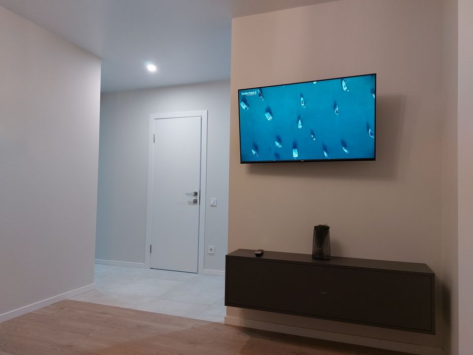 Подобова оренда VIP-КЛАСУ вул.Г.Євромайдану 9