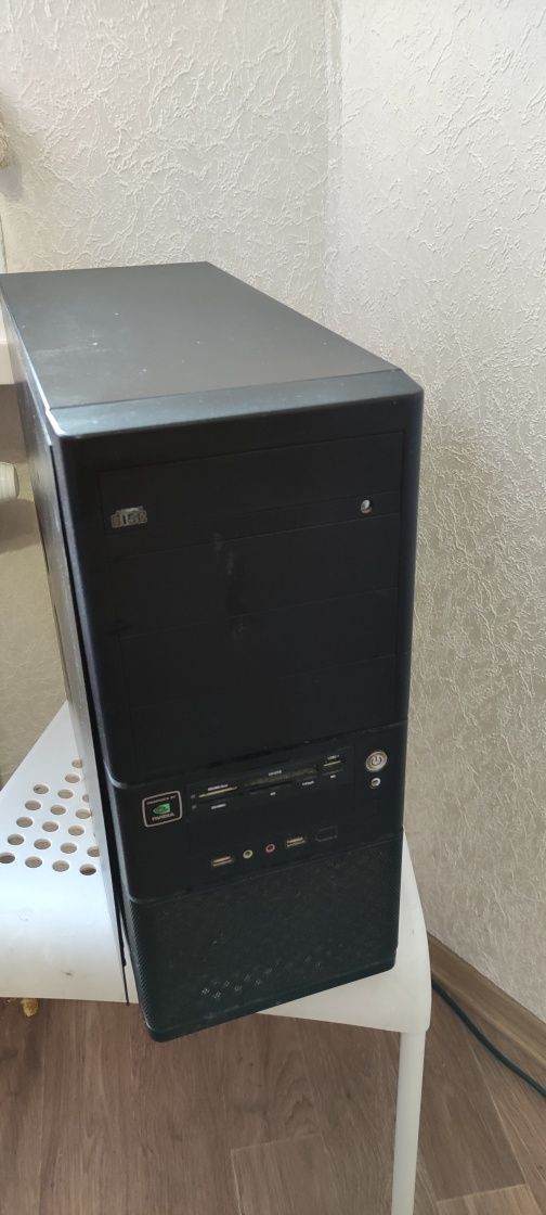 ПК Intel Gold 5500, 8Gb RAM, GeForce 1050