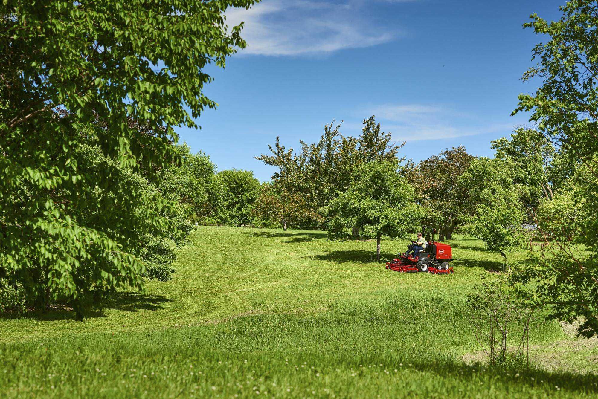 Kosiarka Toro 4000D Kosiarka TORO Groundsmaster rotacyjna Wrzecionowa