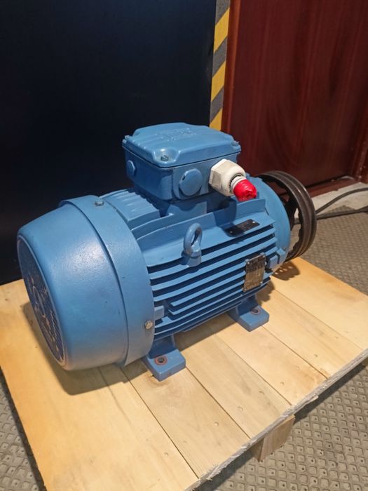 Silnik elektryczny WEG  trójfazowy 15kw (nie 10, 12,14,16,18,20 kw )