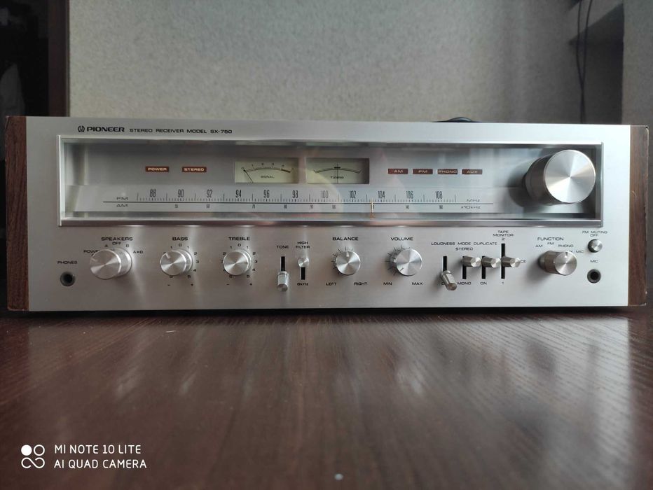 PIONEER SX-750 amplituner