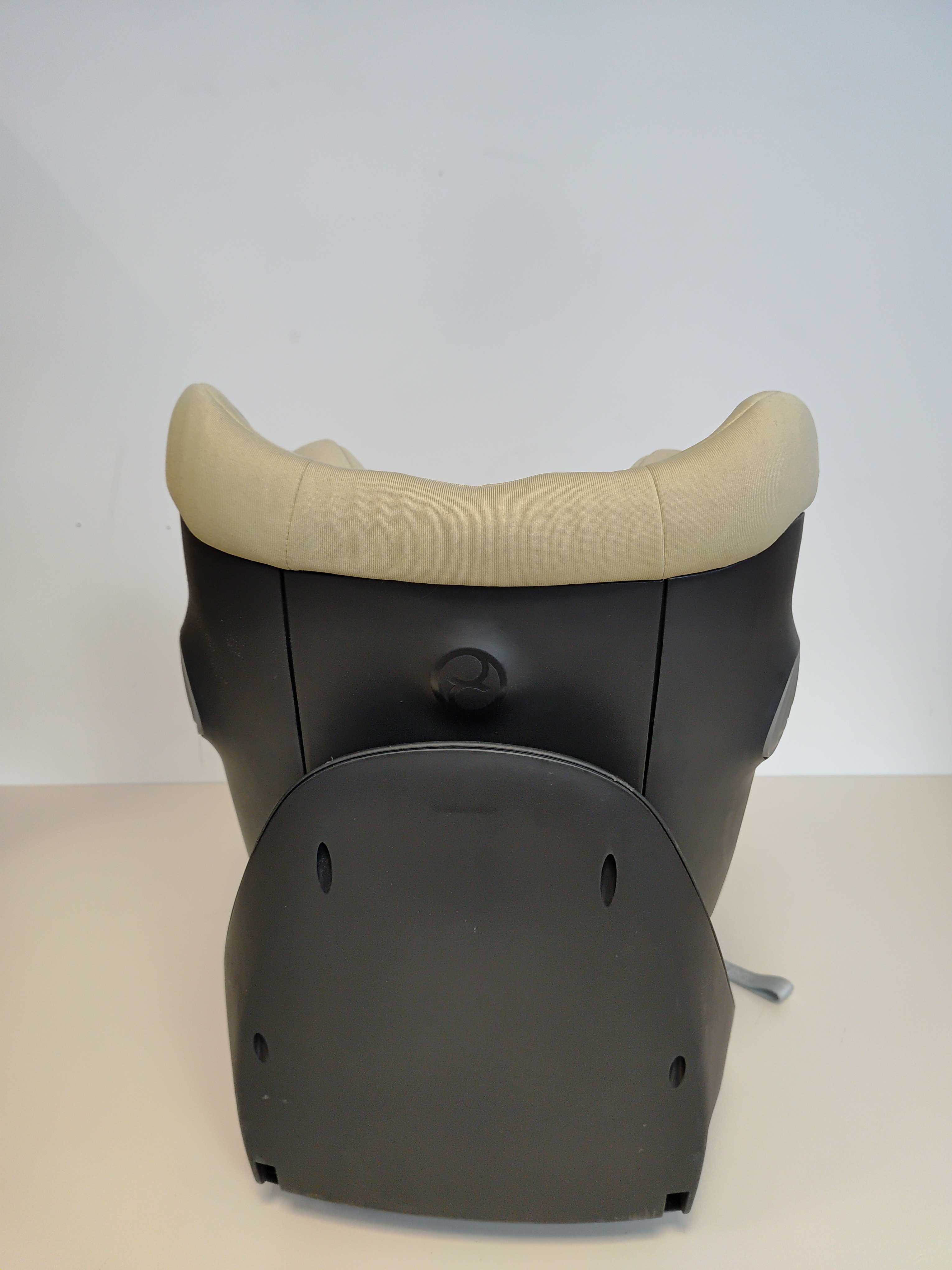 Fotelik Samochodowy CYBEX SIRONA S2 I-size 0-18 kg (B40)