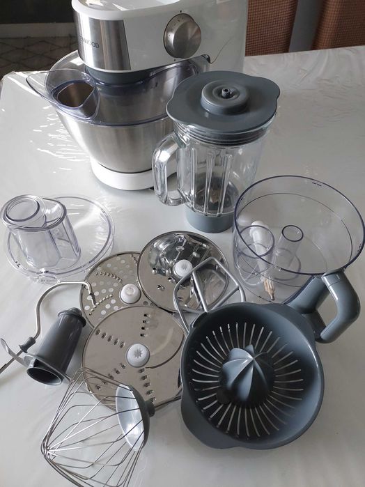 Robô de cozinha completo, batedeira, mistura, amassa,