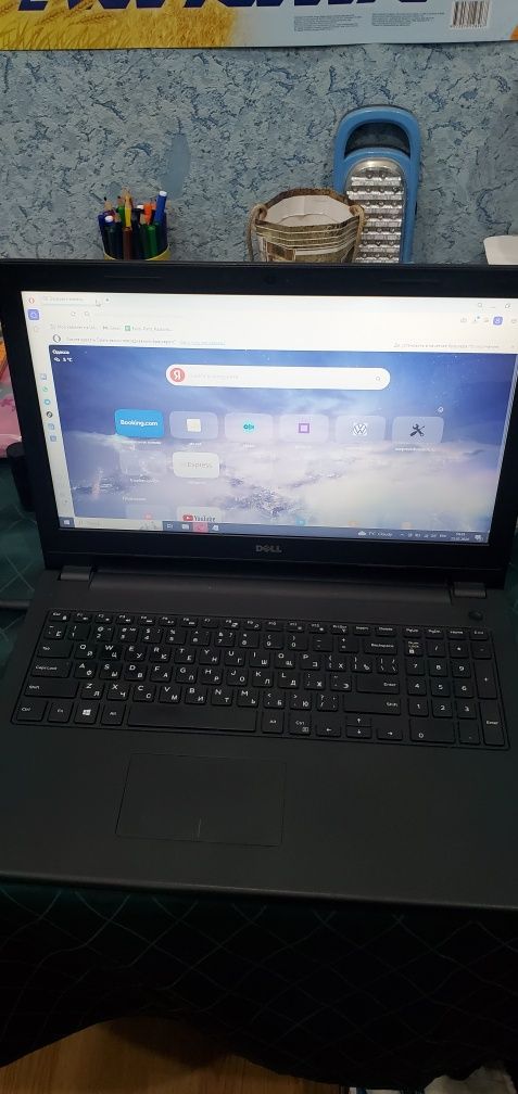 Ноутбук Dell 15" 3878