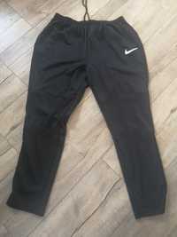 Spodnie dresowe Nike Dri-FIT XL