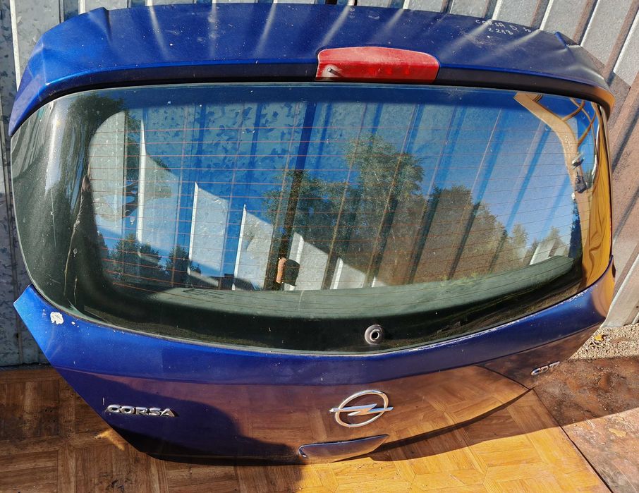 Opel Corsa D Tylna klapa tył Z21B