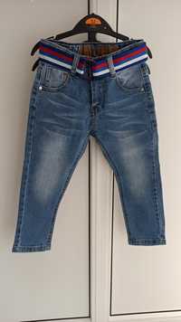 НОВЫЕ джинсы светло-синие с поясом