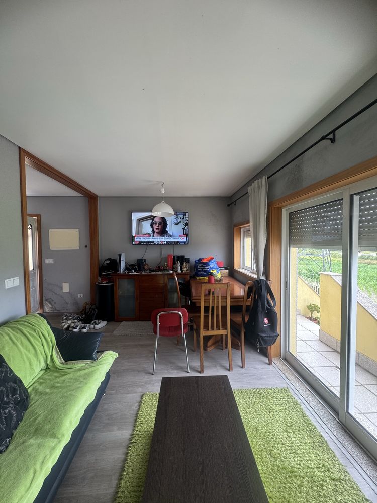 Andar moradia T2 para arrendamento