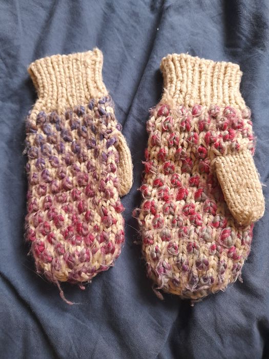 Zestaw czapki, komina i rekawiczek