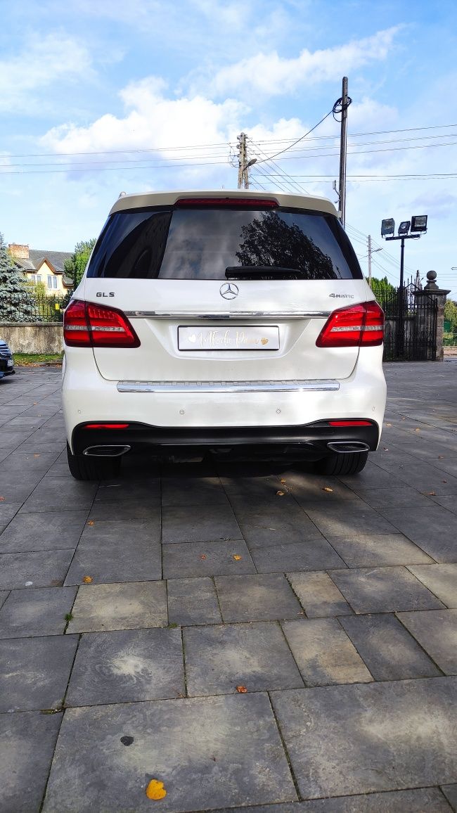 Auto do ślubu samochód do ślubu Biały Mercedes